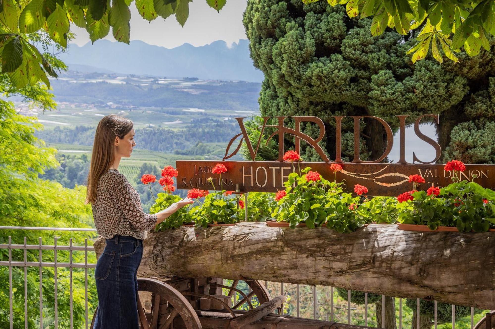 Viridis Hotel Revo Экстерьер фото